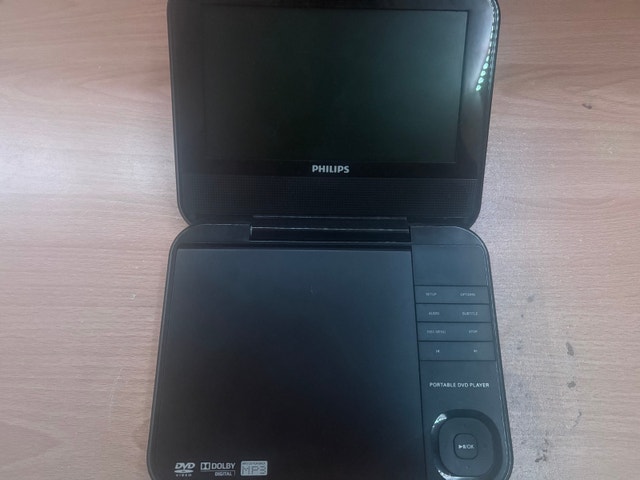 Phillips 7 Portable DVD Player - photo 3