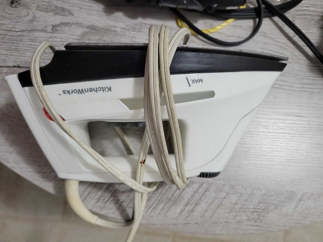 KitchenWorks Iron