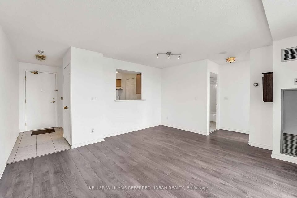 1 Bed 1 Bath Condo for Sale - Toronto - photo 5