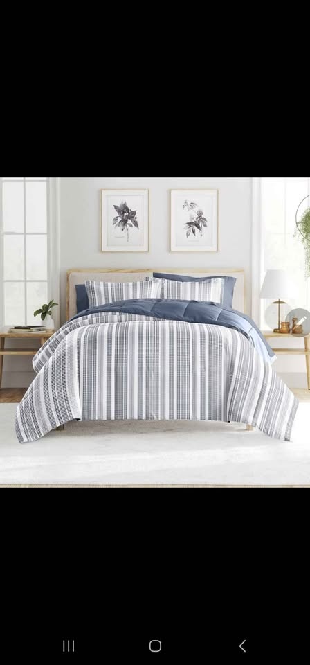 7 Piece Bedding Set - Comforter & Sheets - photo 2