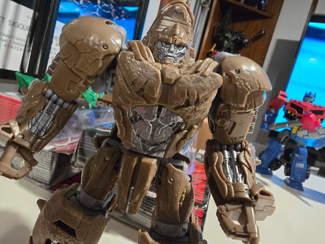 Transformers ROTB Mainline Rhinox Action Figure - photo 3