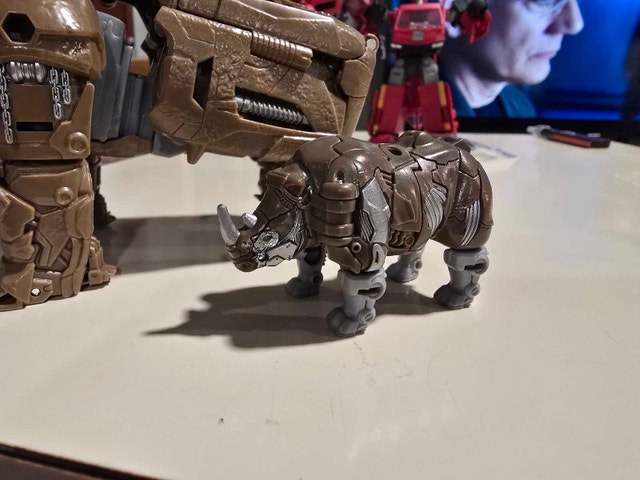Transformers ROTB Mainline Rhinox Action Figure - photo 5