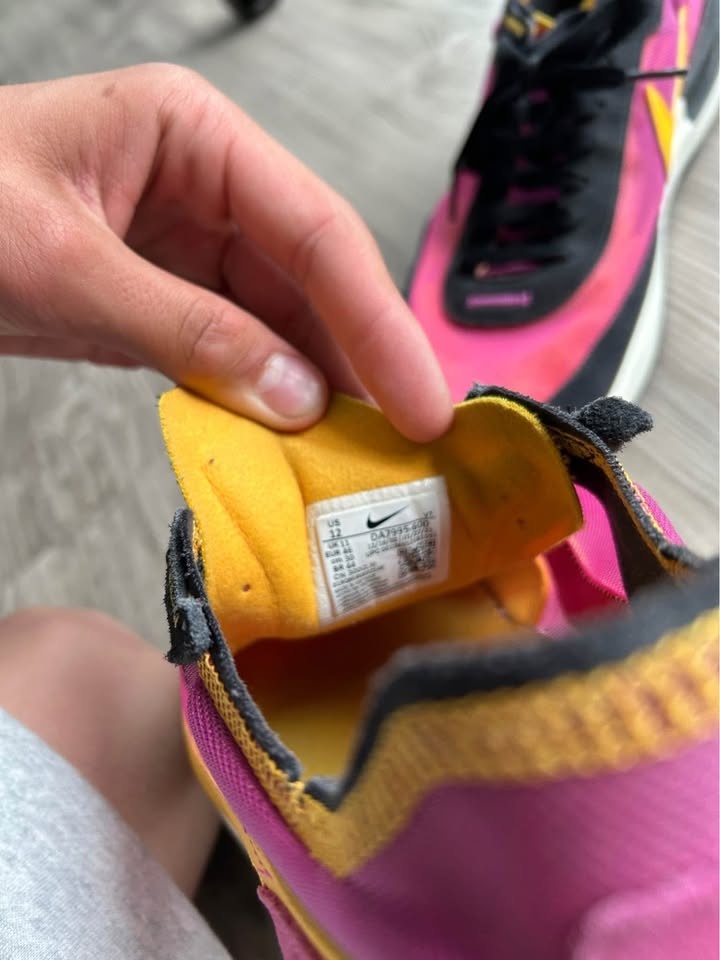 Nike Sacai Shoes - photo 3