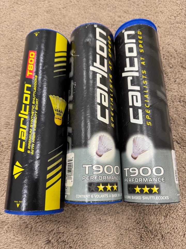 Yonex Bag, 9 Rackets & 16 Shuttlecocks - photo 5