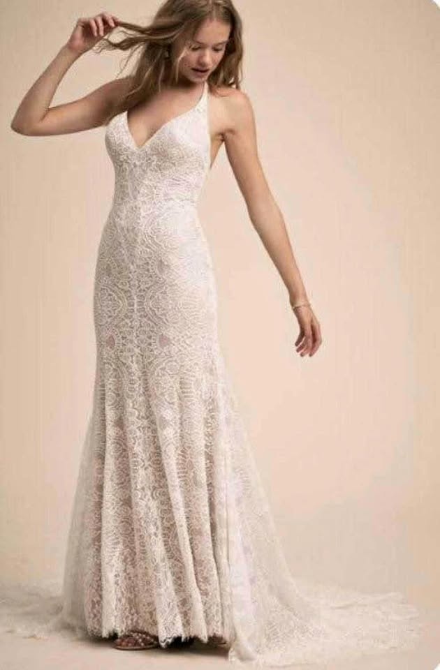 Ivory Lace Wedding Gown