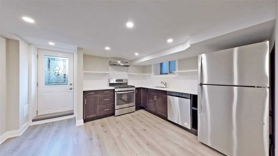 1 Bed 1 Bath Apartment - photo 4