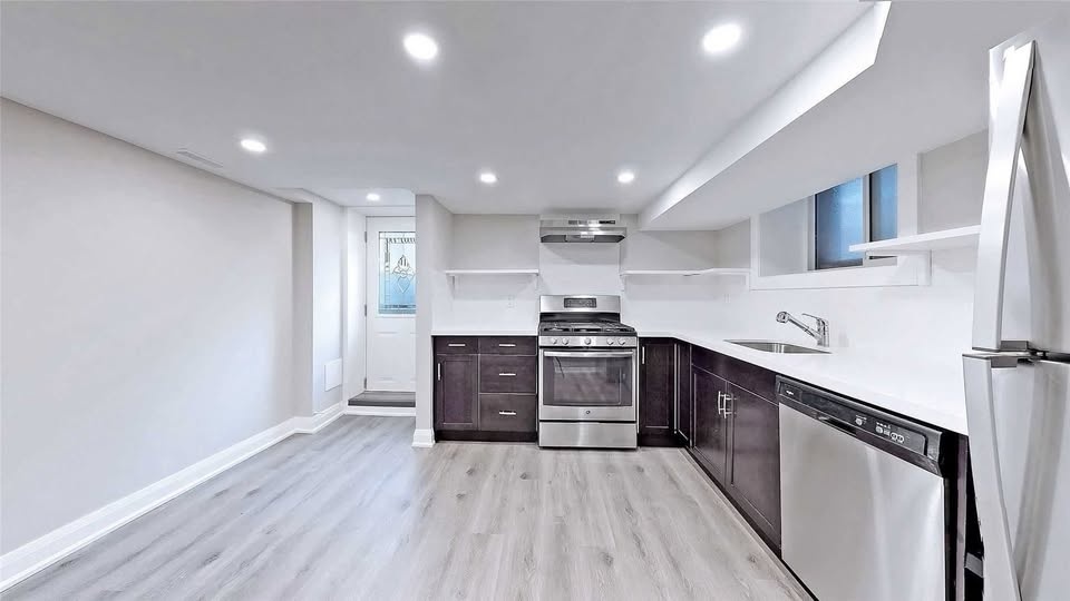 1 Bed 1 Bath Apartment - photo 5