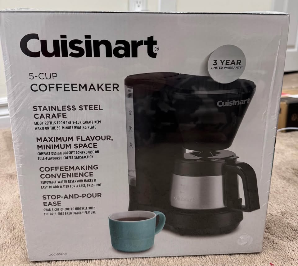 New and sealed Cuisinart 5 cup coffee maker - photo 2