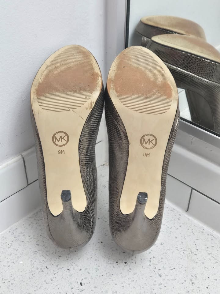 Michael Kors Metallic Platform Heels - Size 9M - photo 3