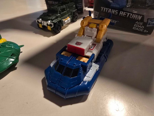 Transformers Legends Class Figure Lot - photo 4
