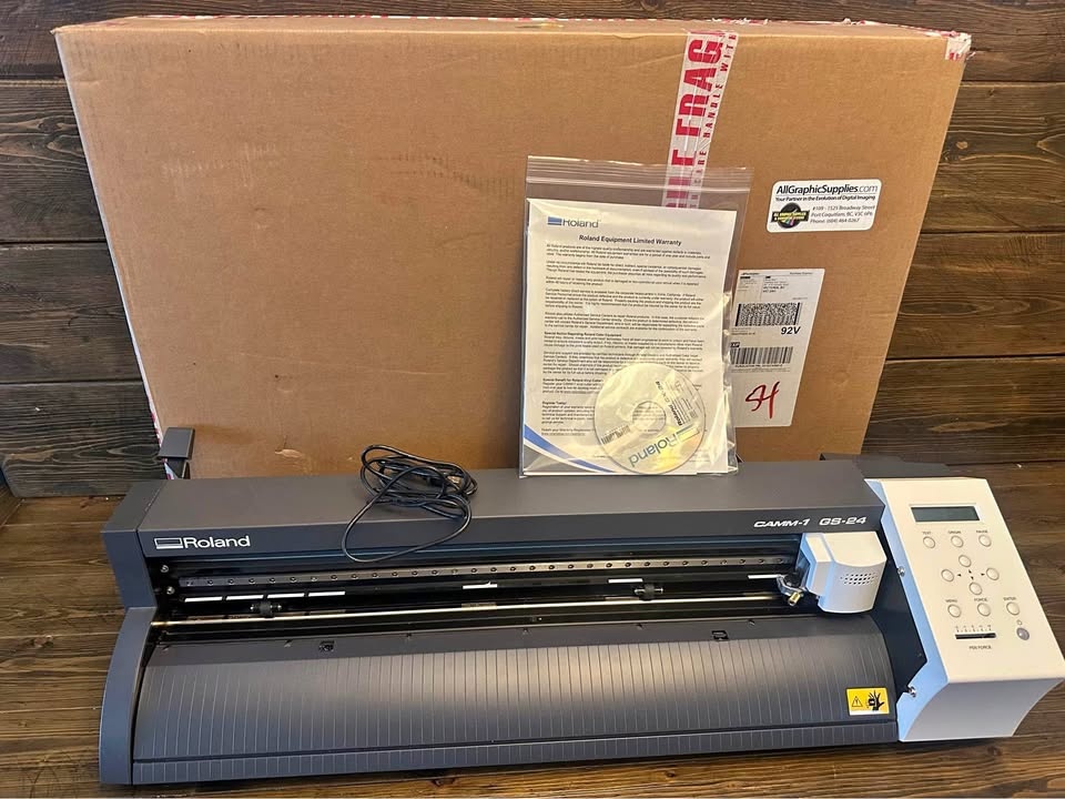 Roland CAMM-1 GS24 Vinyl Cutter with Stand