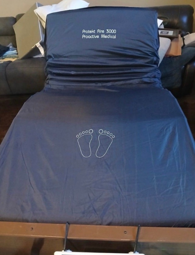 Brand New Low Air Loss Medical Mattress