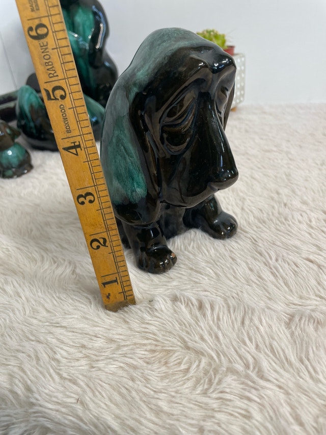 Vintage Blue Mountain Figurines and Piggy Banks - photo 4