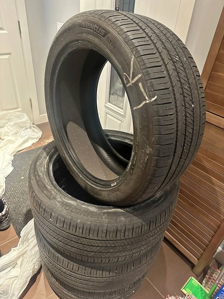 Set of 4 Hankook Ventus S1 AS Tires 225/45R18 - 8/32 Tread