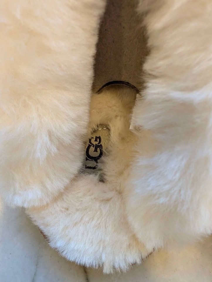 Ugg Women's Scuffette II Slipper - Size 7-10 Available - photo 3