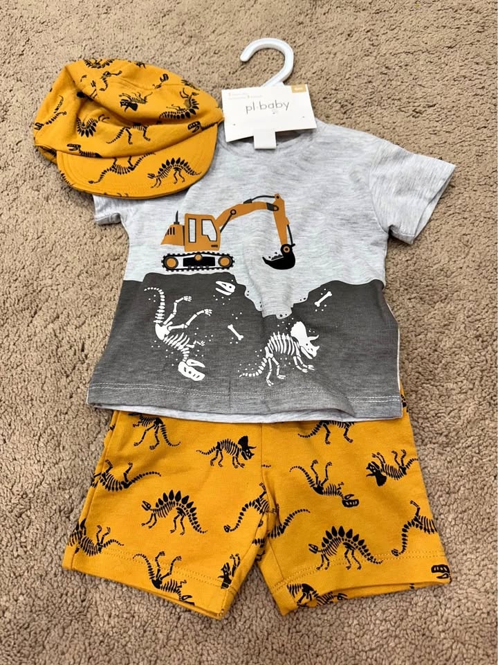 Brand new with tags 3 piece set for baby - 6 months