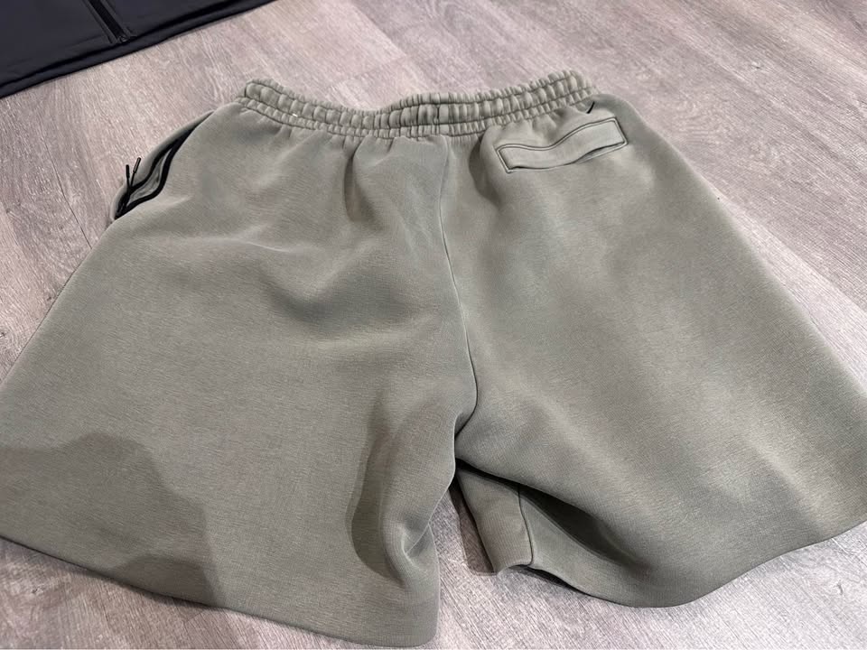 Nike Sportswear Tech Fleece Shorts - photo 3