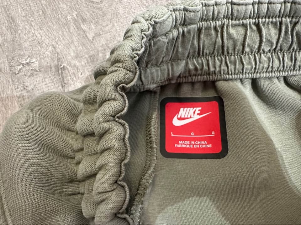 Nike Sportswear Tech Fleece Shorts - photo 5