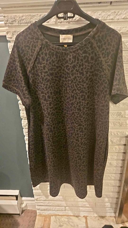 Gracie + Olive short dress size M