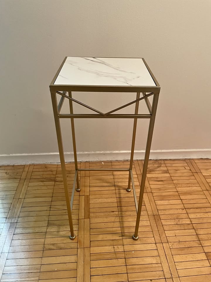 White/Gold Accent Table