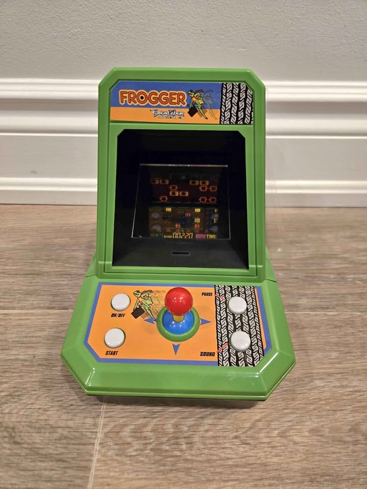 Frogger Tabletop Arcade Game - 80s Classic
