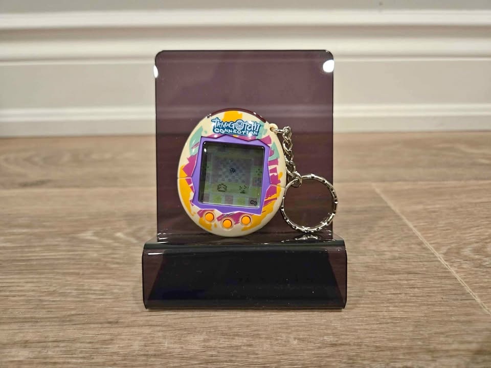 Like-New Tamagotchi Connection – Virtual Pet Nostalgia in PERFEC