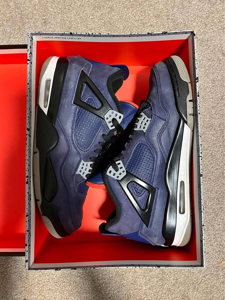 Air Jordan 4 Retro WNTR