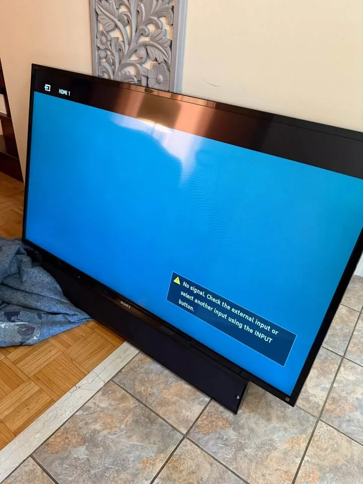 60 inches Sony BRAVIA needs a stand or wall brackets image indicator(3)