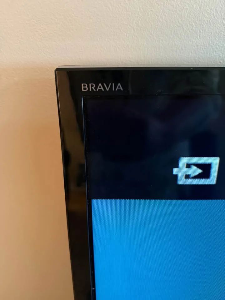 60 inches Sony BRAVIA needs a stand or wall brackets image indicator(4)