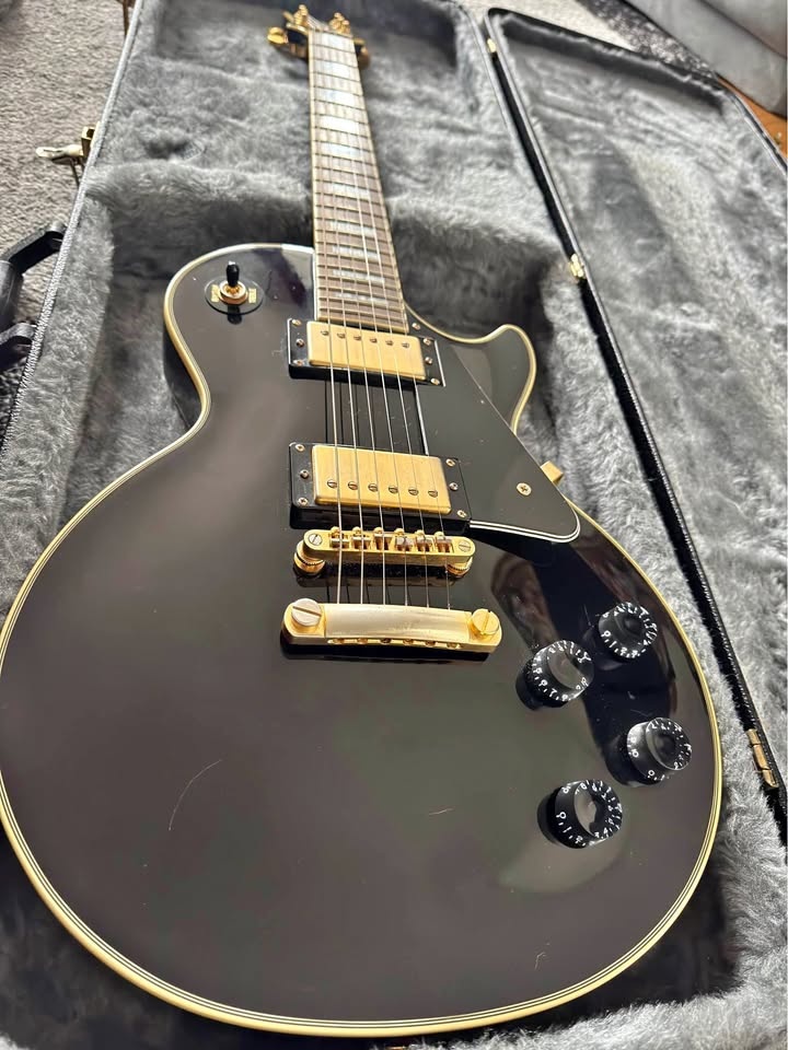 Epiphone Les Paul Custom Pro ebony