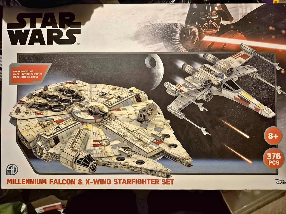 Star Wars Paper Model Kit Millennium Falcon