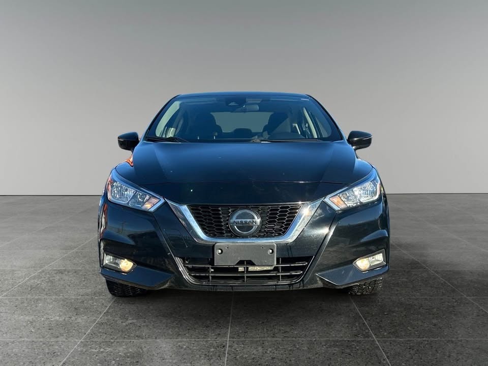 2021 Nissan Versa - photo 2