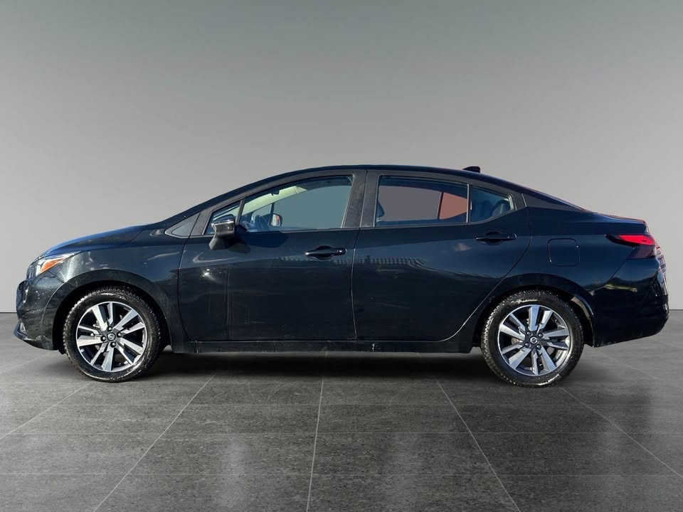 2021 Nissan Versa - photo 3
