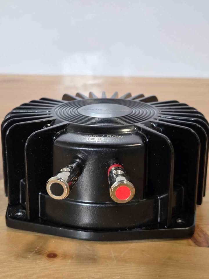 Douk Audio Bass Shaker 50W Tactile Subwoofer Pair - photo 2
