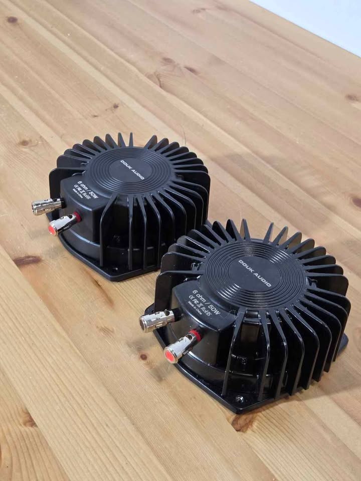 Douk Audio Bass Shaker 50W Tactile Subwoofer Pair - photo 5
