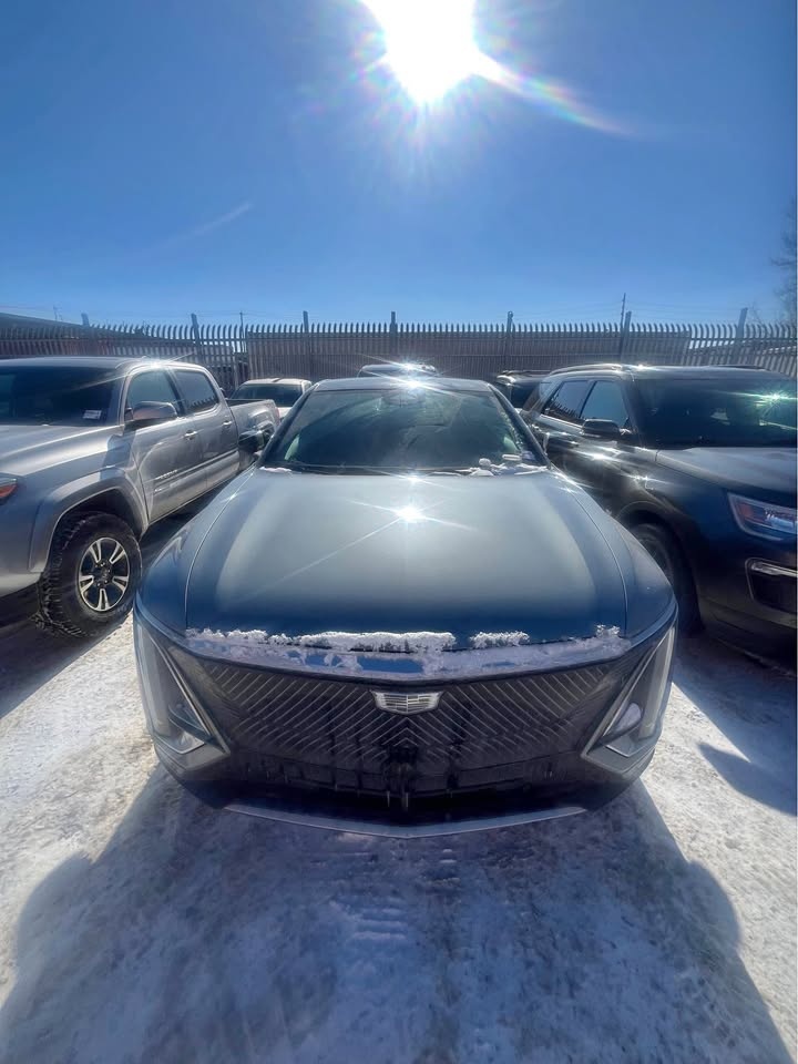 2024 Cadillac LYRIQ