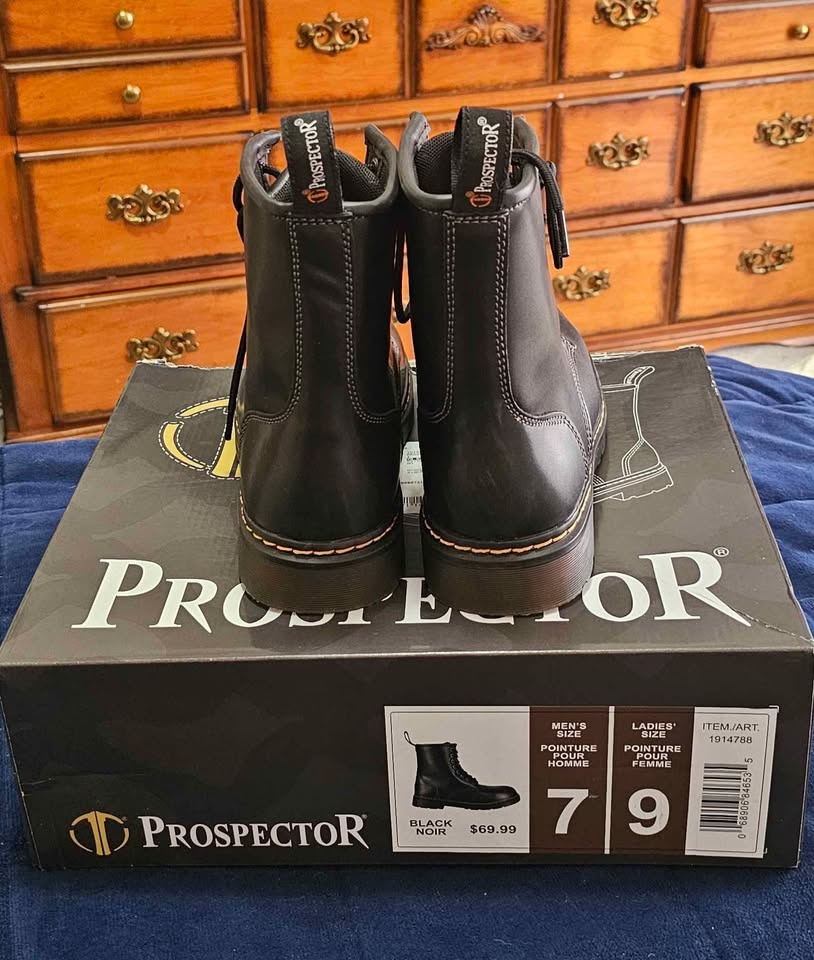 Prospector black boots Men's 7 / Ladies' 9 - photo 3