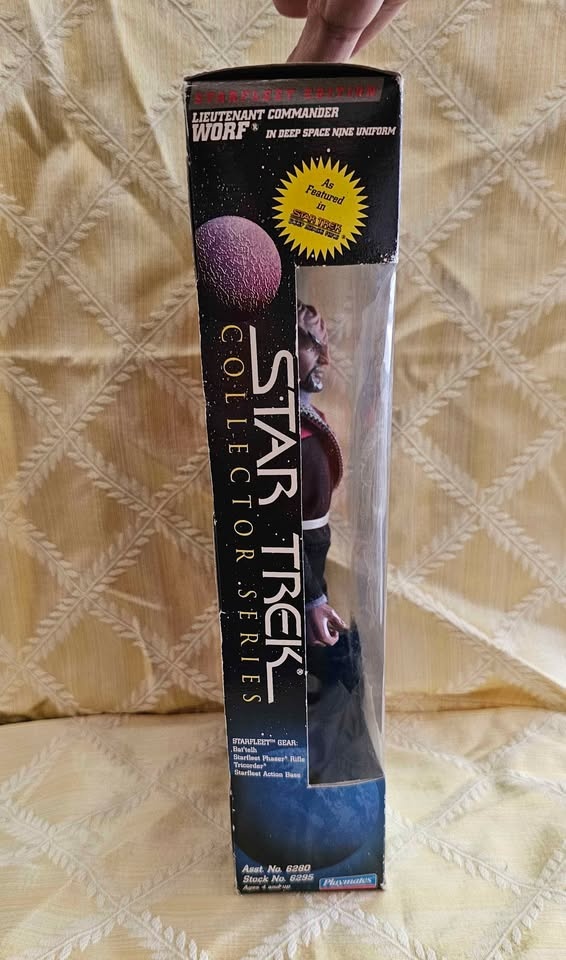 1995 Playmates Star Trek Worf Action Figure - photo 2