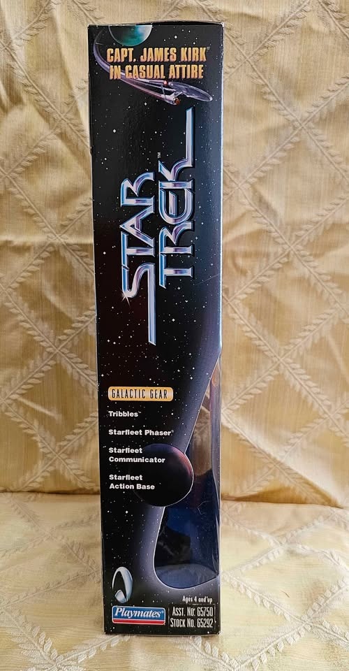 1998 Star Trek Capt James Kirk 9" Action Figure Playmates - photo 4