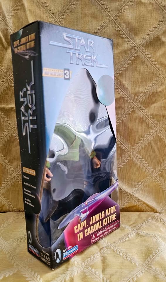 1998 Star Trek Capt James Kirk 9" Action Figure Playmates - photo 5