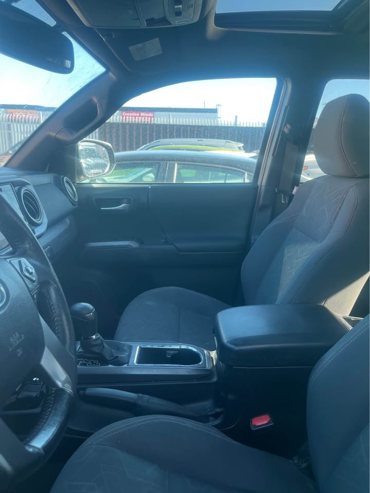 2016 Toyota Tacoma SR5 Double Cab V6 - photo 5