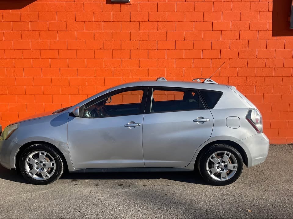 2009 Pontiac Vibe - photo 2