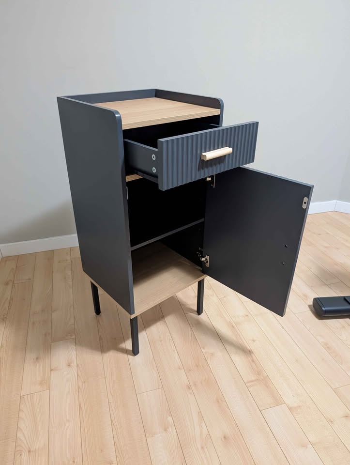Modern Fluted Grey & Oak Accent Cabinet - photo 2