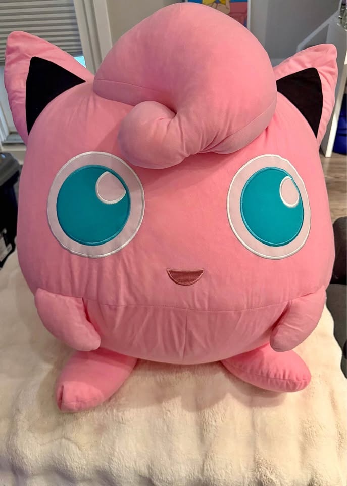 Giant Jigglypuff Plush