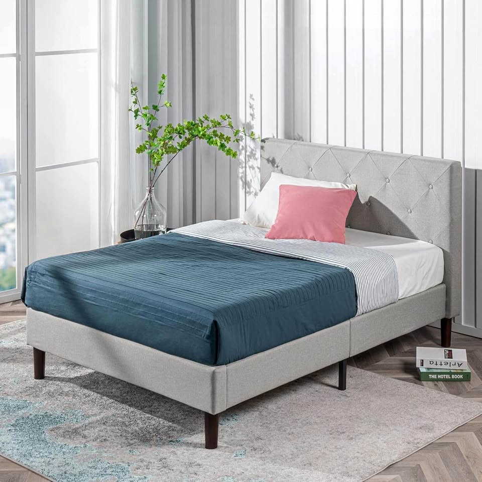 King Grey Fabric Upholstered Platform Bed - BRAND NEW