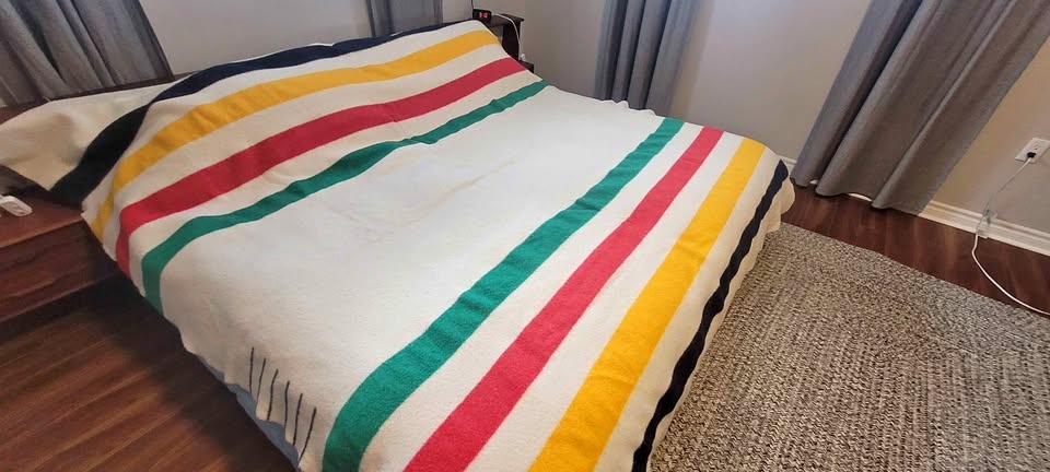 HBC 6-Point Blanket - 325th Anniversary Edition (1670-1995)