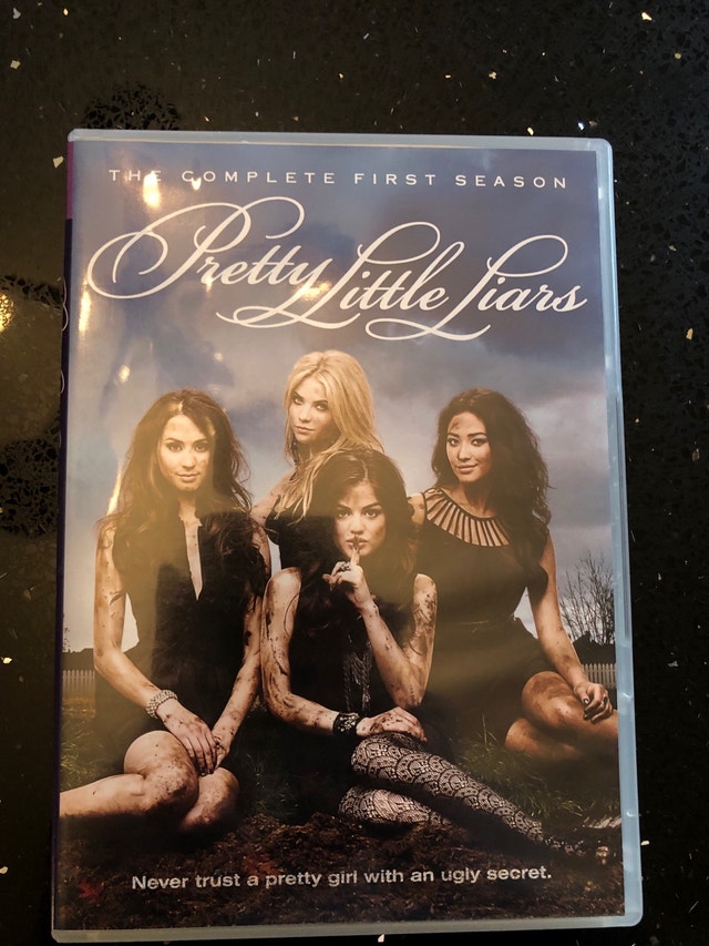 Assorted TV Shows (DVDs) - Early 2000s - 2015! - photo 3