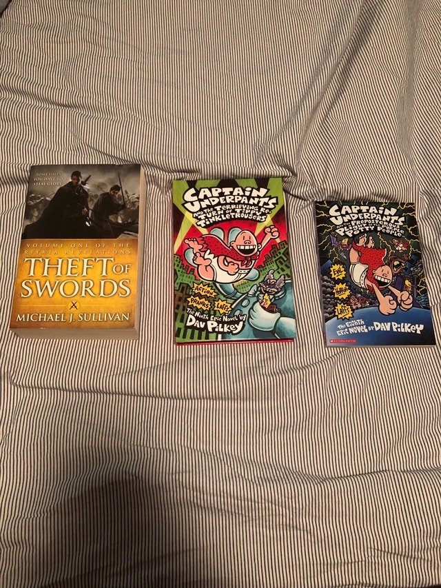 Assorted Books/Theft of Swords/Captain Underpants!
