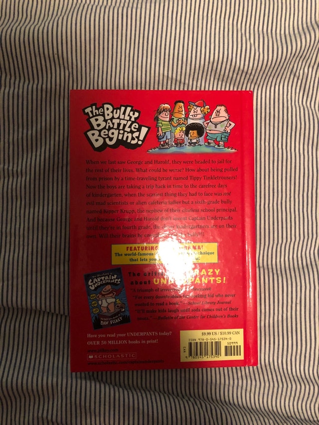 Assorted Books/Theft of Swords/Captain Underpants! - photo 5