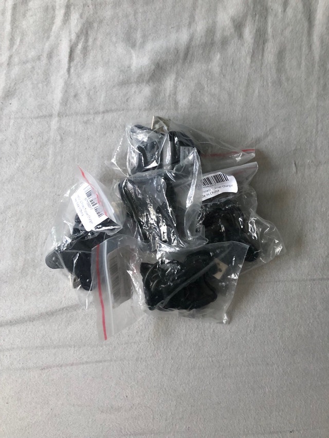 HalfSun V2 Fitness Tracker Charger - Brand New!!